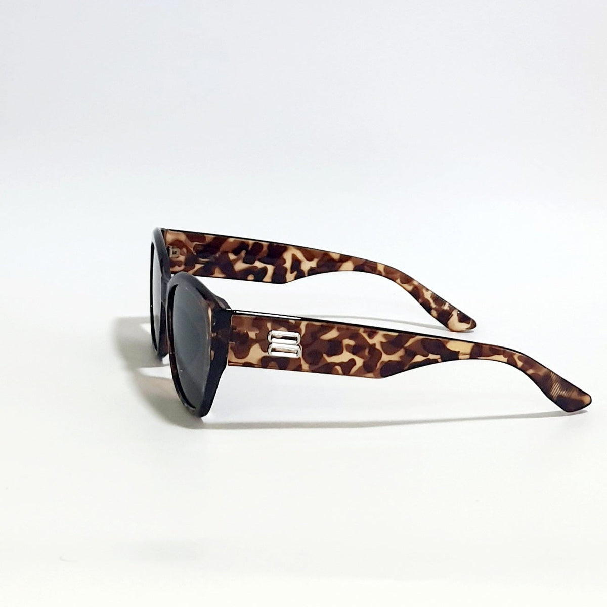 WOMEN'S UV PROTECTION