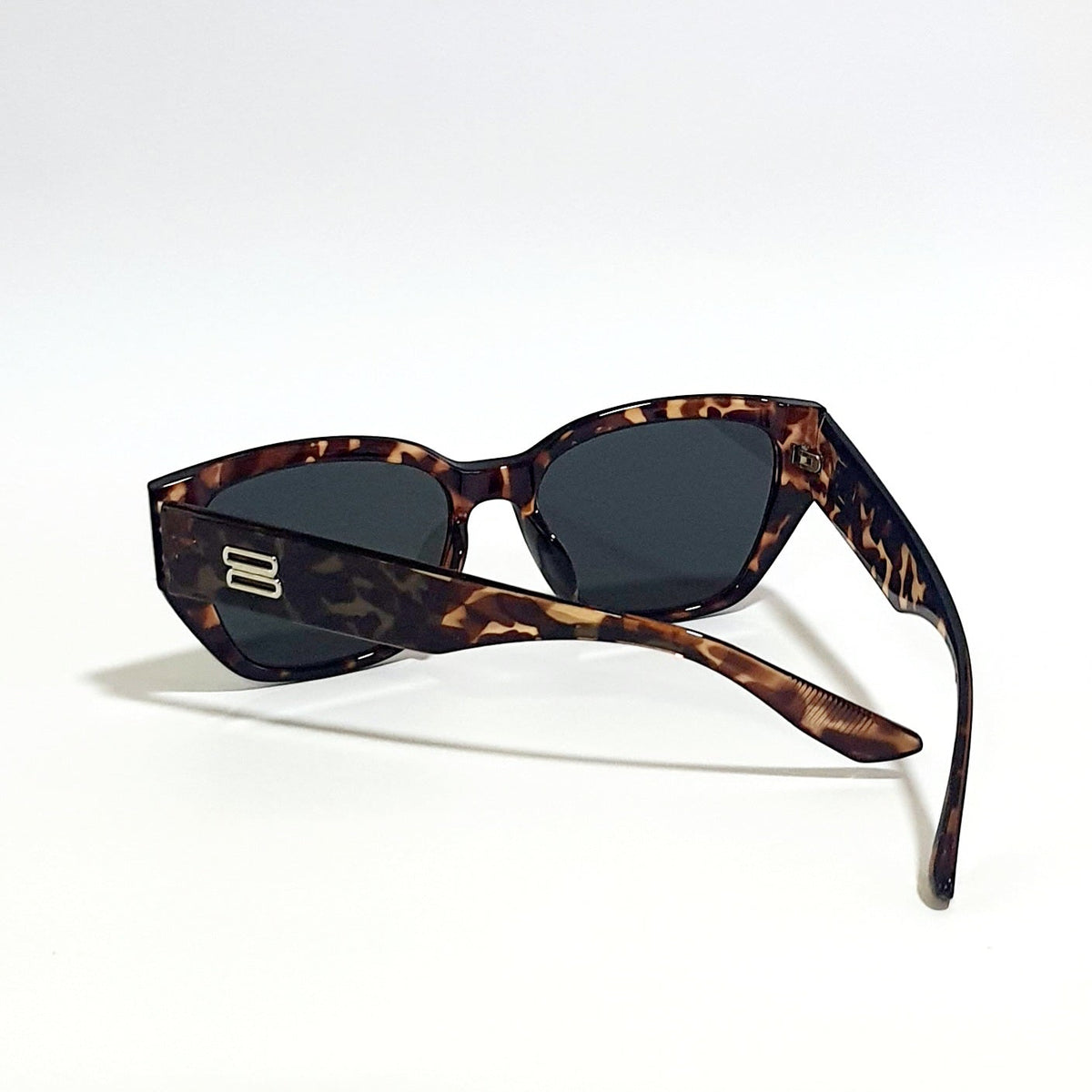 WOMEN'S UV PROTECTION