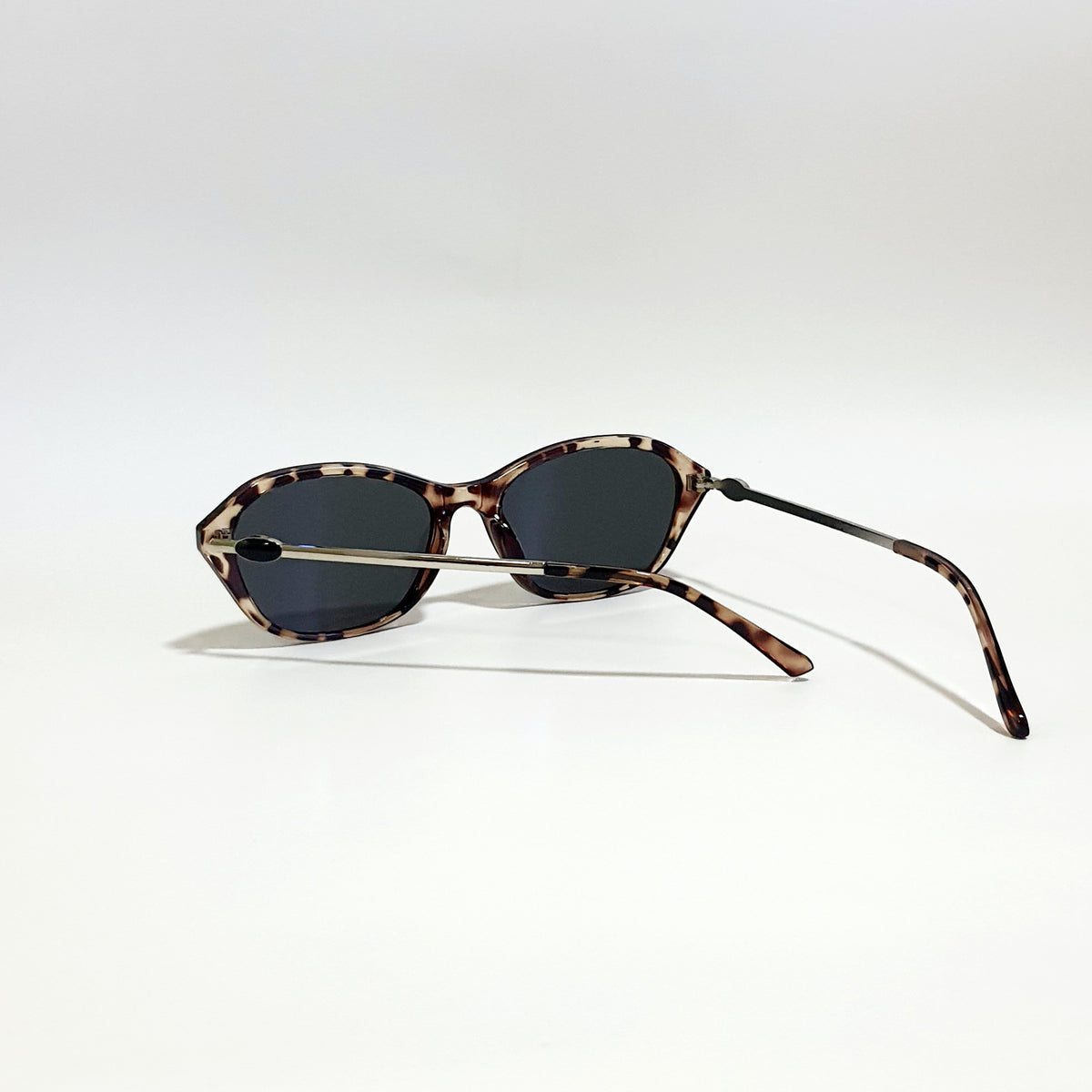WOMEN'S UV PROTECTION