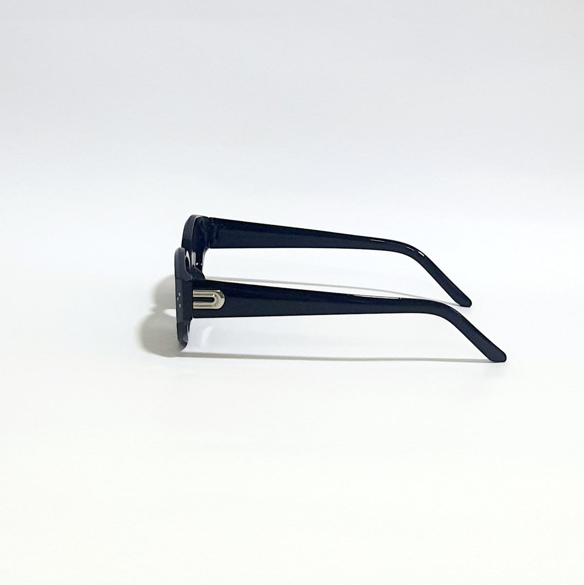 WOMEN'S UV PROTECTION