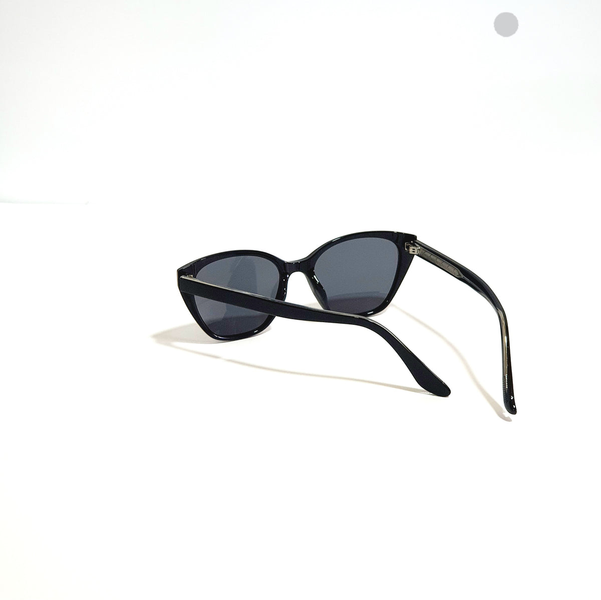 WOMEN'S UV PROTECTION