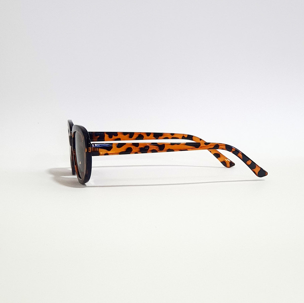 WOMEN'S UV PROTECTION