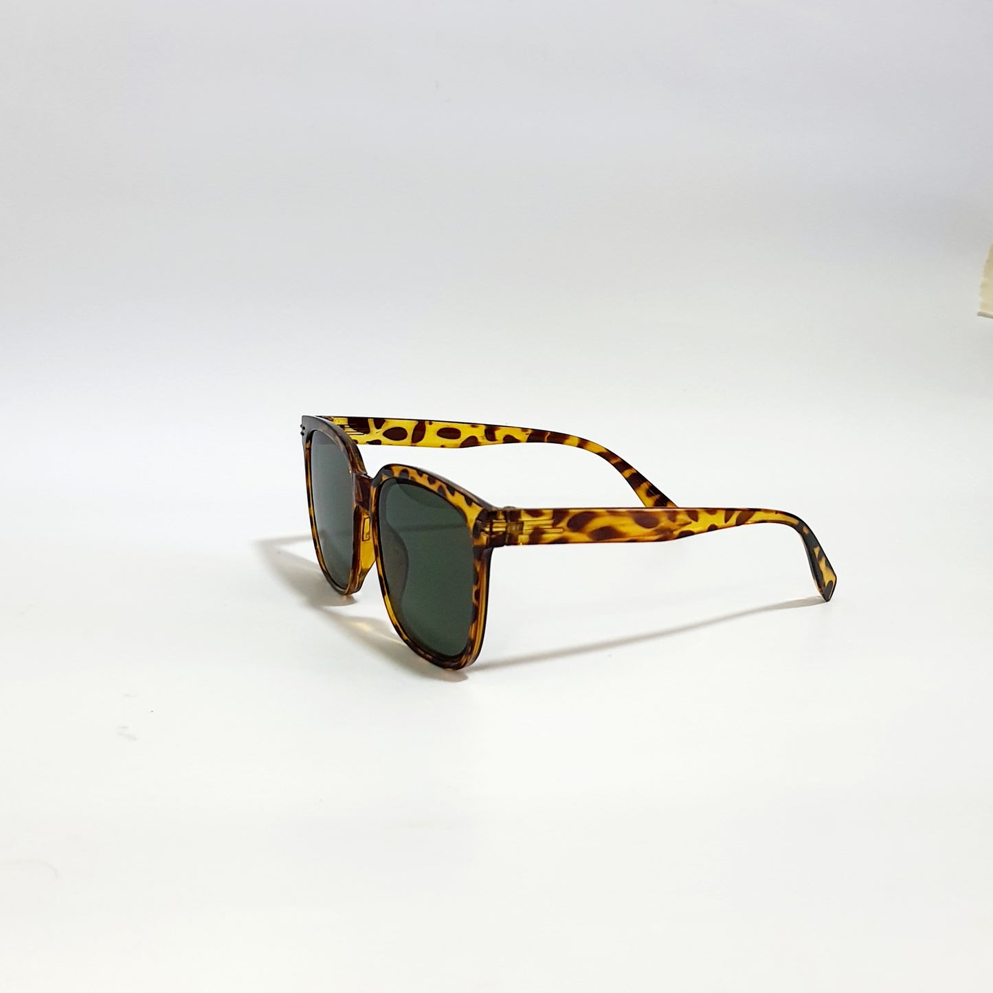 WOMEN'S UV PROTECTION