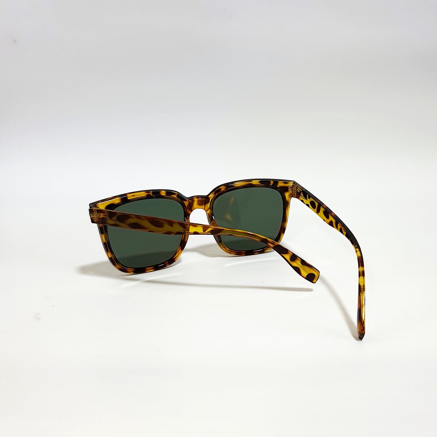 WOMEN'S UV PROTECTION