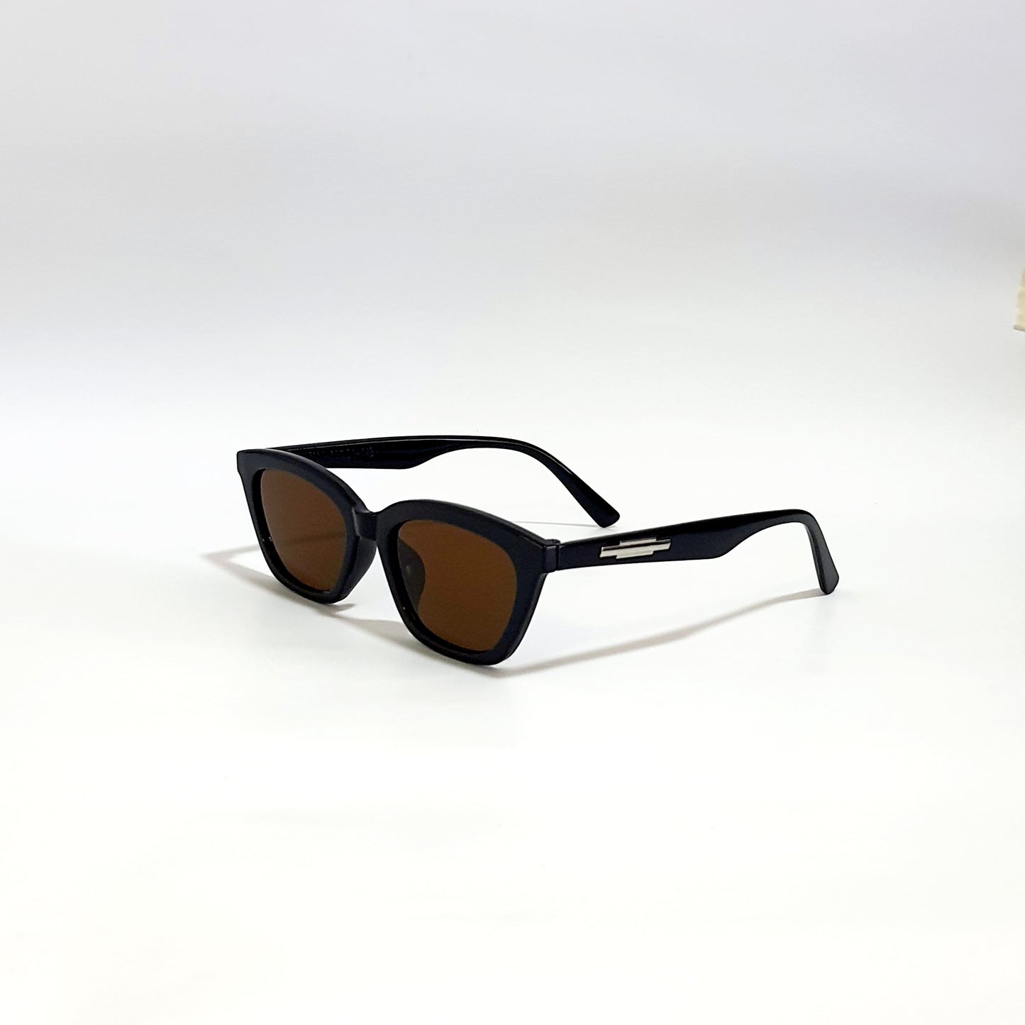WOMEN'S UV PROTECTION