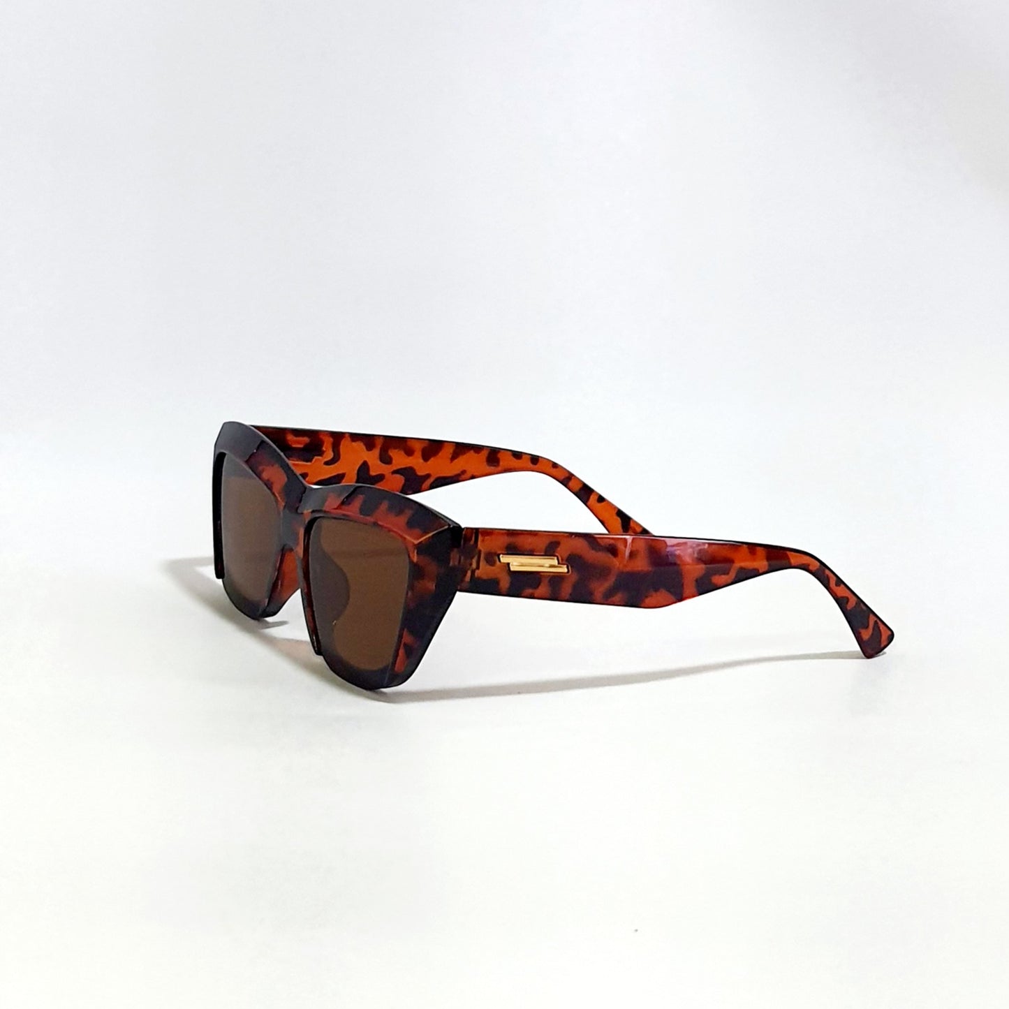 WOMEN'S UV PROTECTION