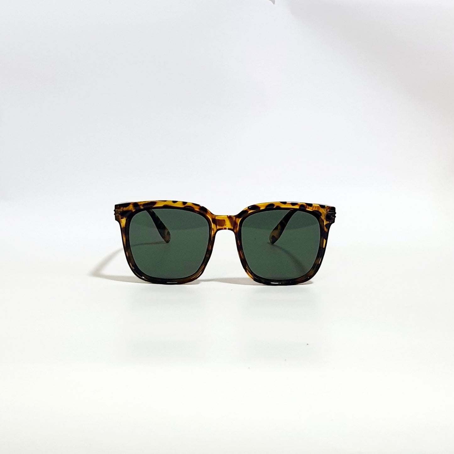 WOMEN'S UV PROTECTION