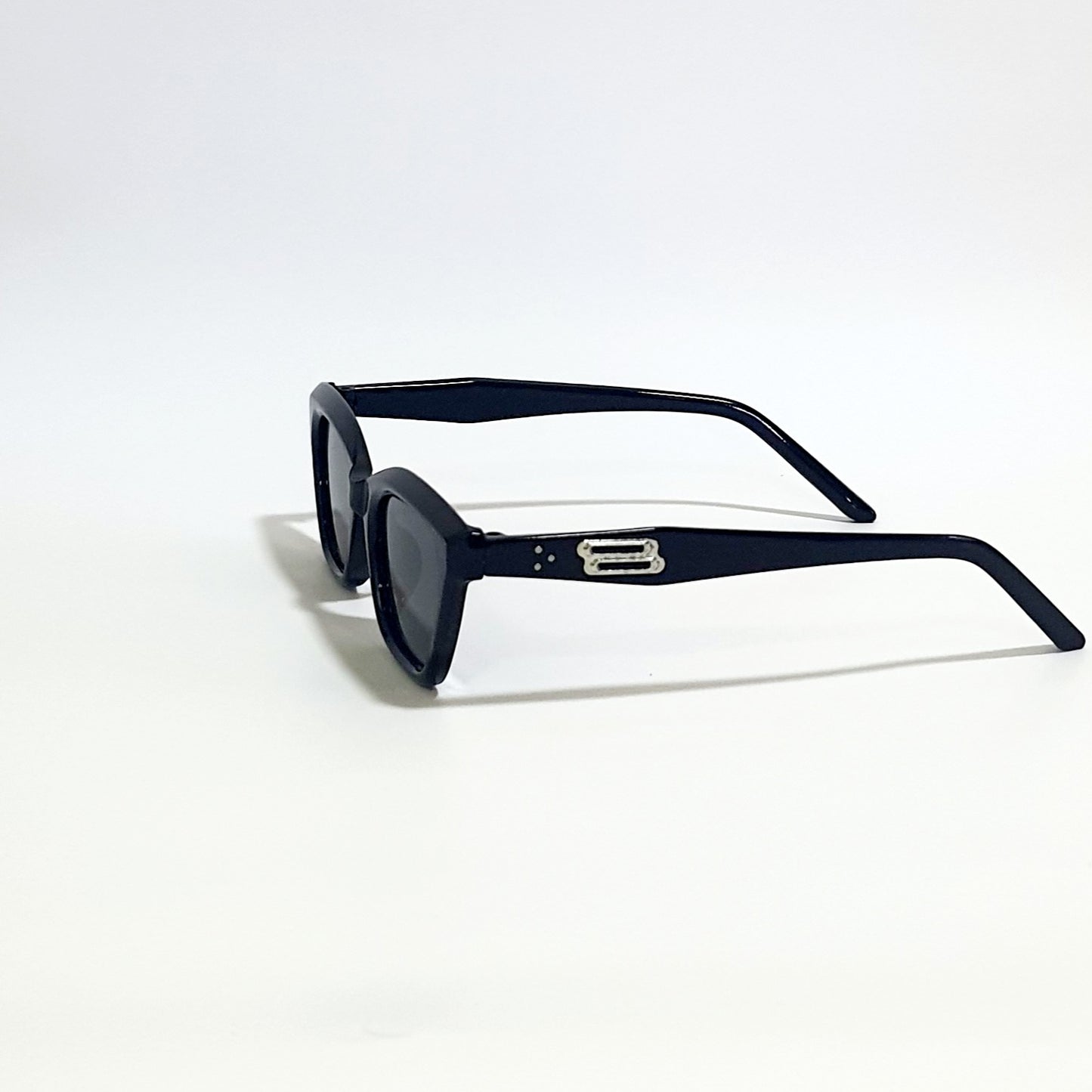 WOMEN'S UV PROTECTION