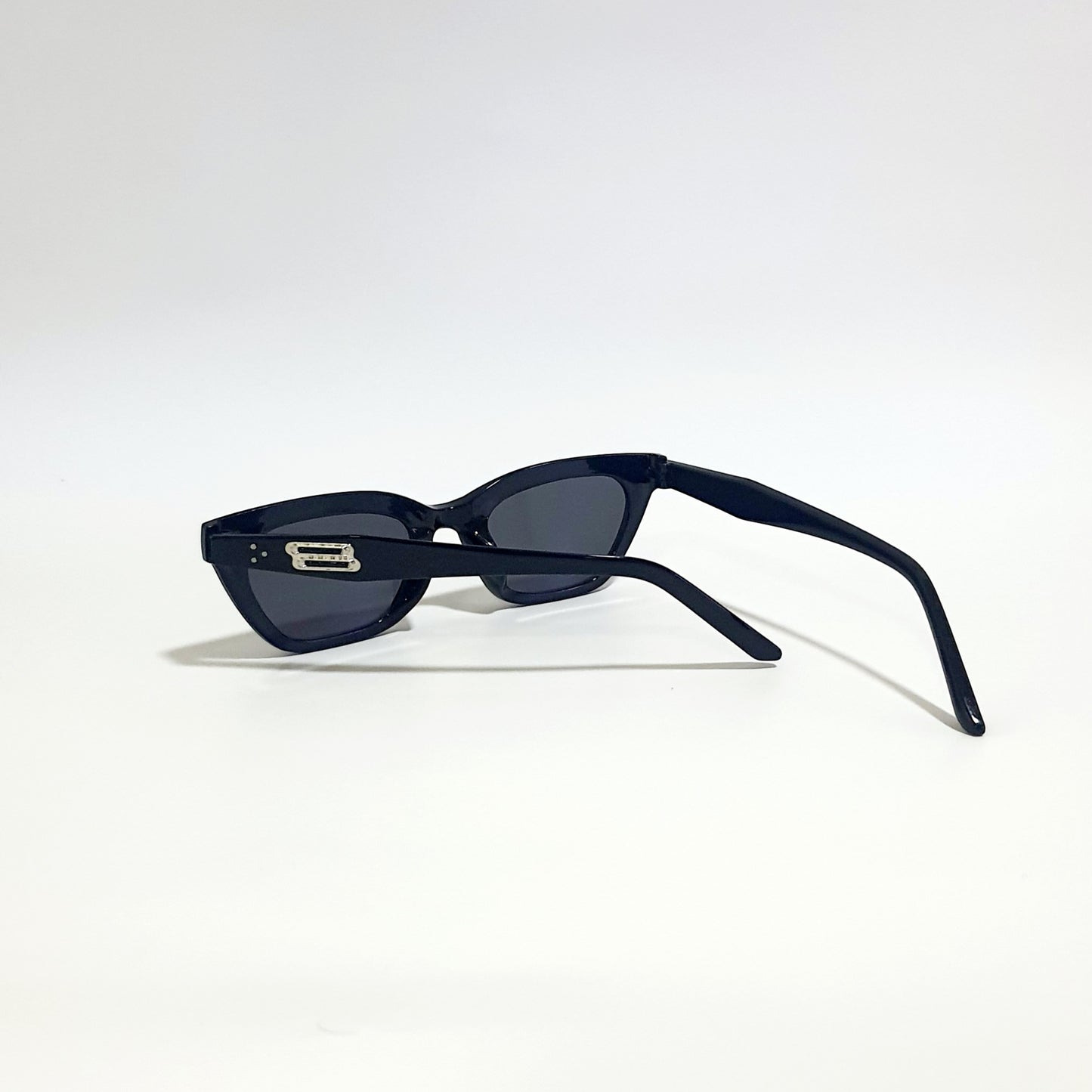 WOMEN'S UV PROTECTION