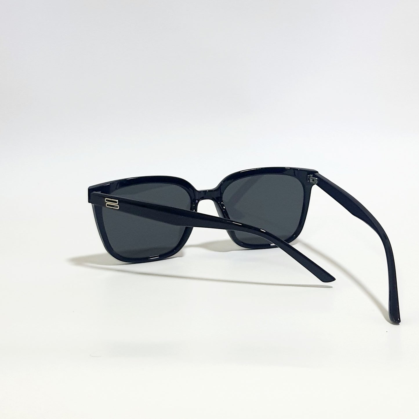 WOMEN'S UV PROTECTION