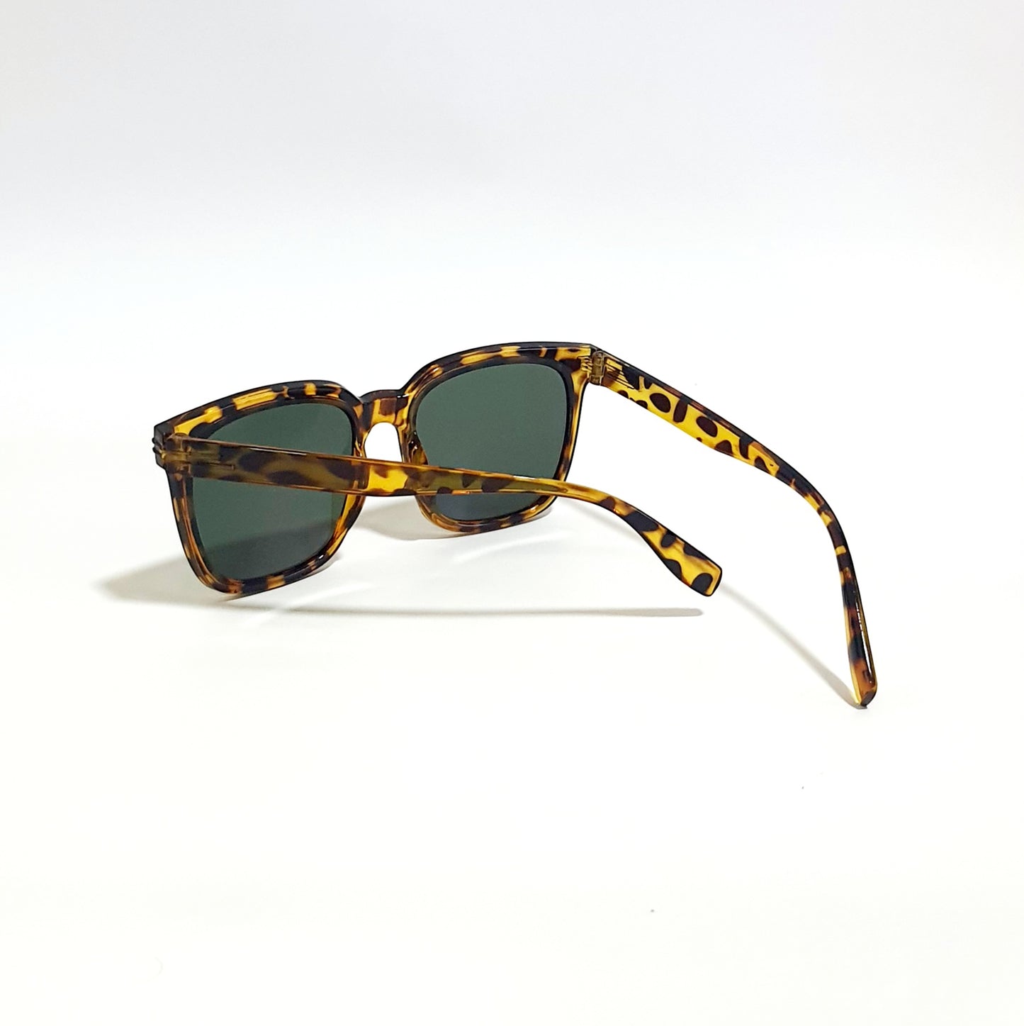 WOMEN'S UV PROTECTION