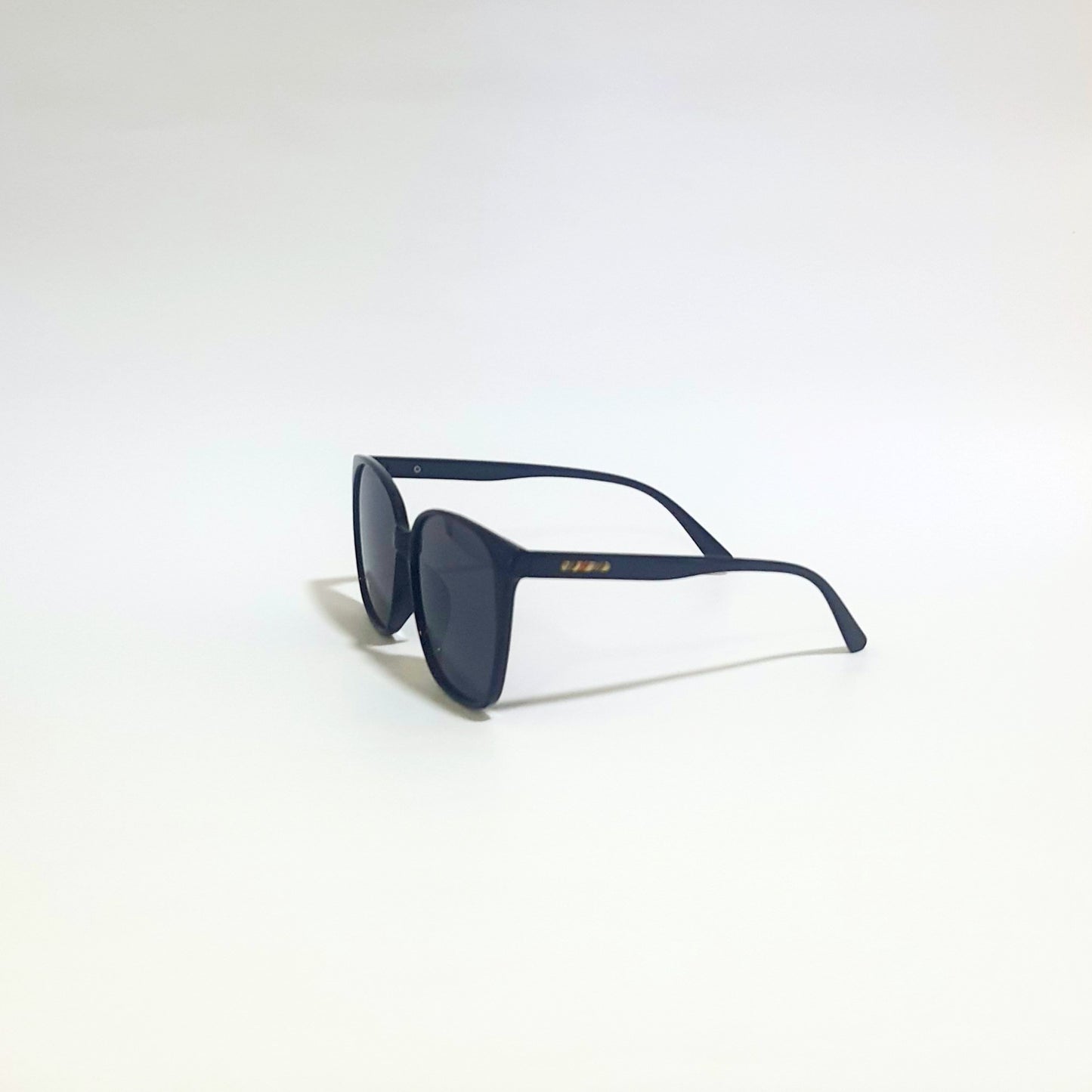 WOMEN'S UV PROTECTION
