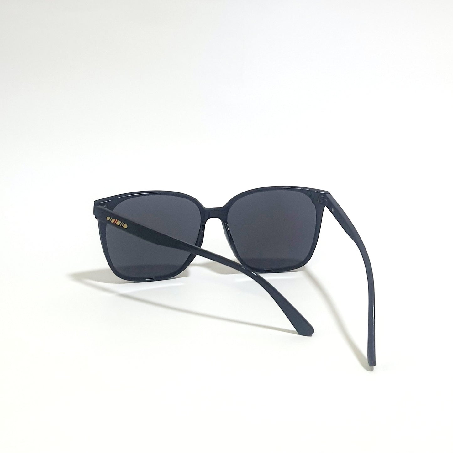 WOMEN'S UV PROTECTION