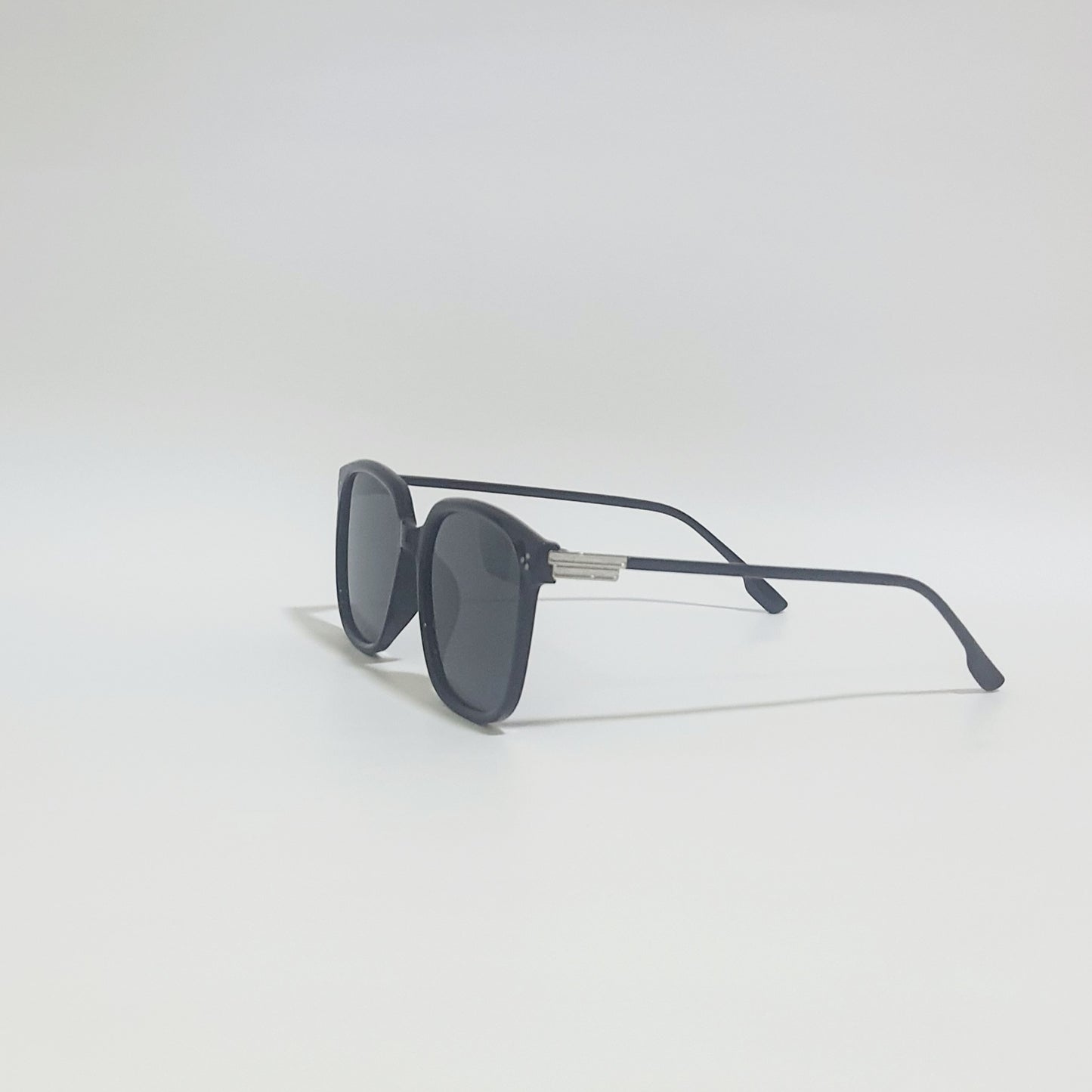 WOMEN'S UV PROTECTION